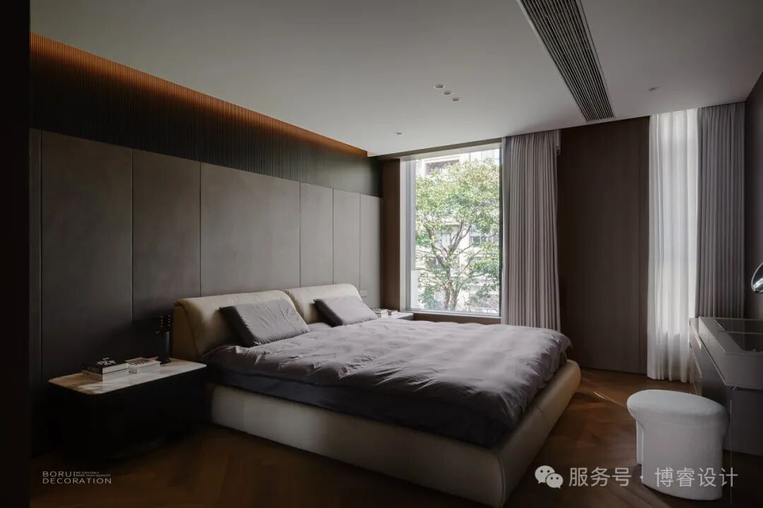 当90后霸总的脑洞照进现实｜解密700㎡顶豪的「暗黑系美学」-67