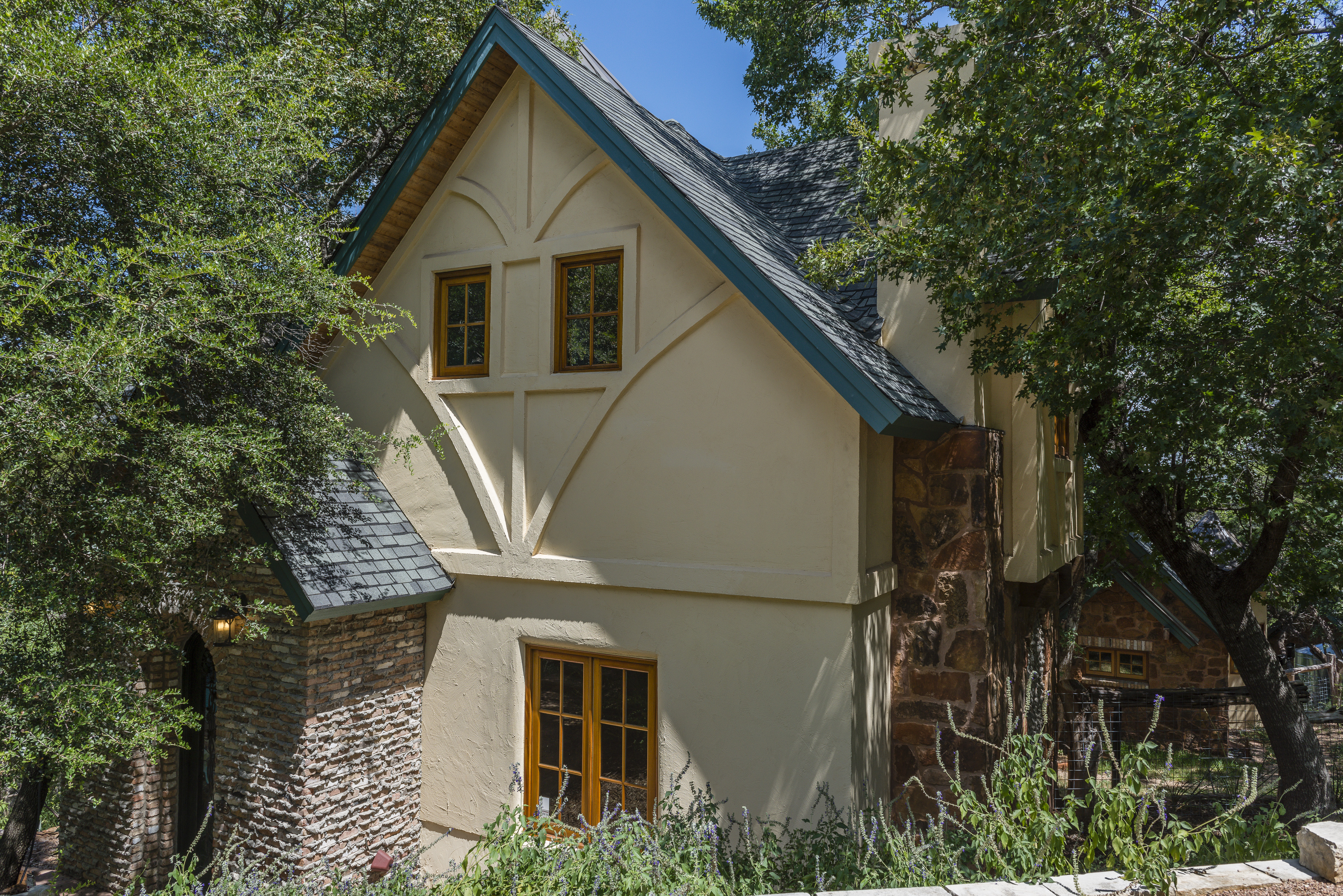 The High Road | Elliot Johnson, AIA-61