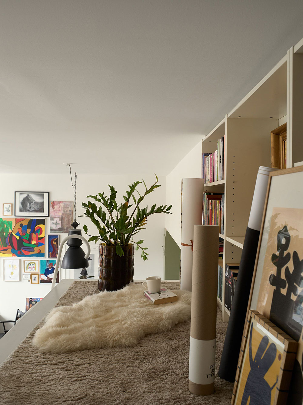 斯德哥尔摩前邮局改造的活力阁楼公寓-20