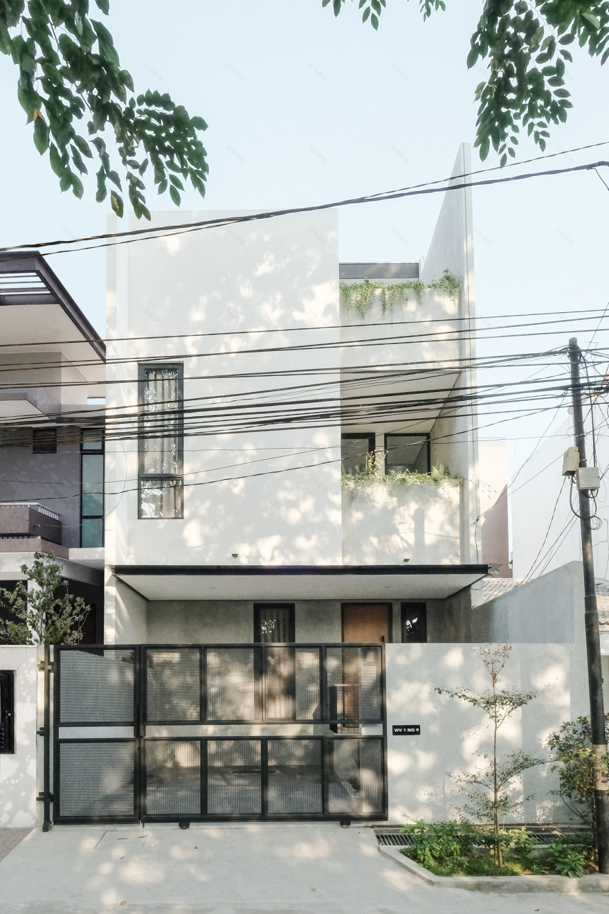 Ambivert House / TRST Architect-30
