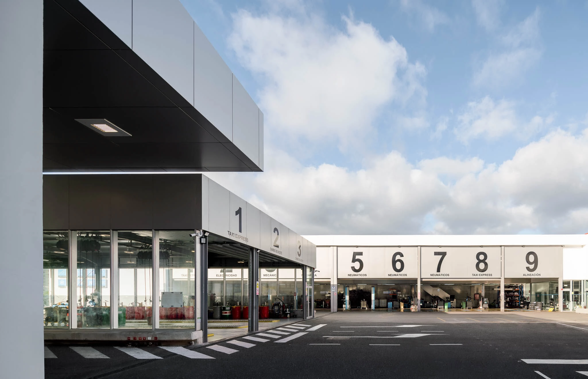 Las Palmas 出租车合作社丨西班牙拉斯帕尔马斯丨Romera y Ruiz Arquitectos-11