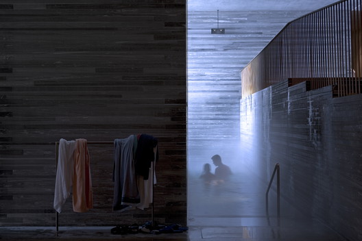 Peter Zumthor的Vals温泉浴场-45