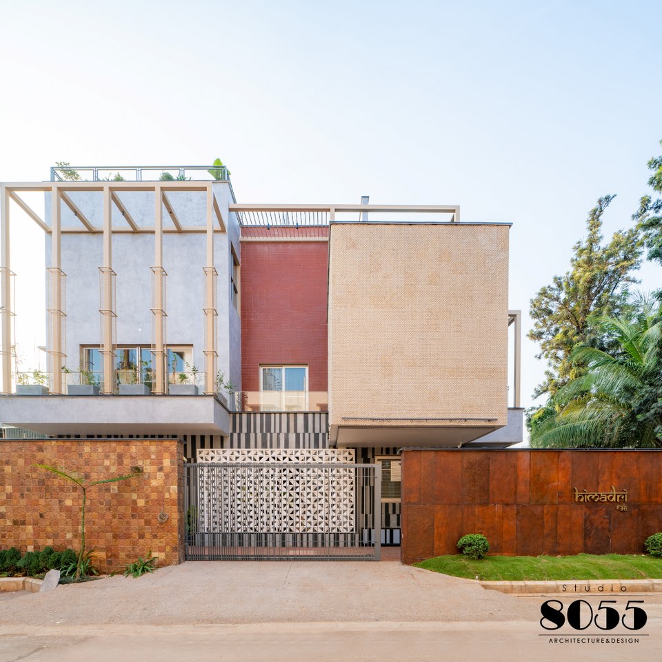 “Himadri”家庭别墅丨加纳丨studio8055-9