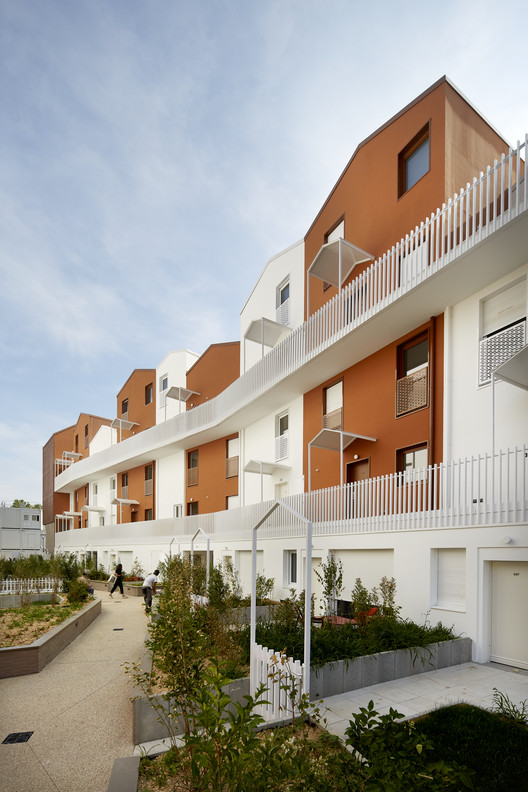 巴黎角落的雕塑式建筑群-10