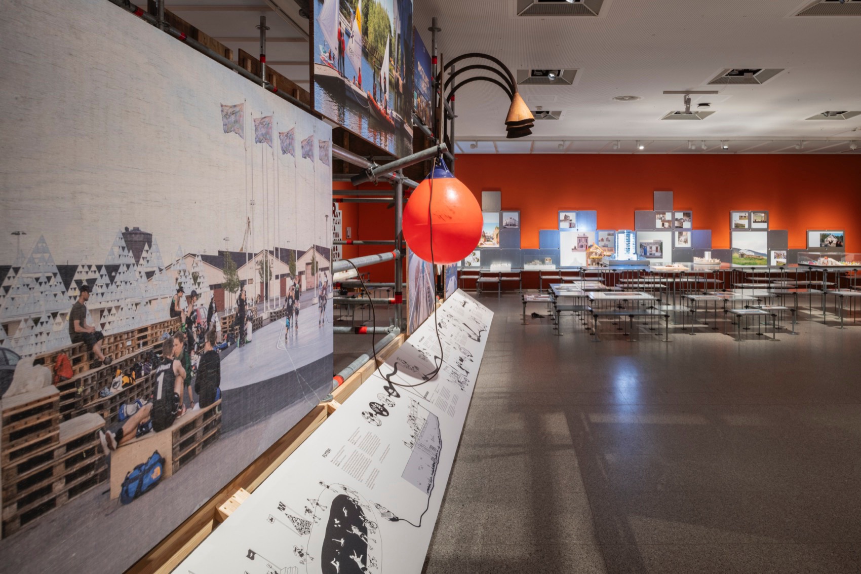 《WEtransFORM:建筑的未来》展览空间设计丨德国丨MVRDV-4