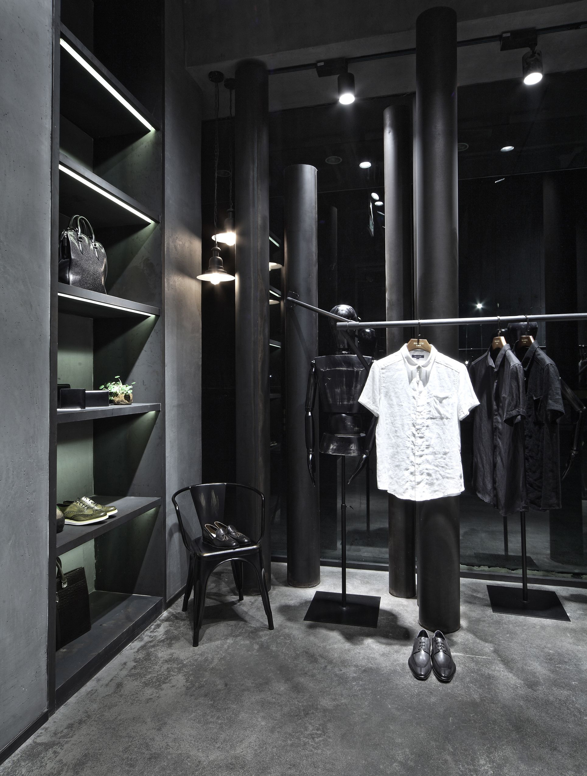 轻奢风男装店装修-3