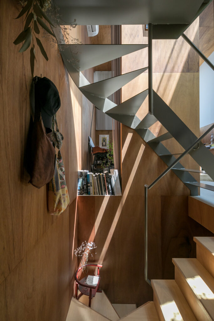 都市に住まう建築家の選択　家の中と外に、たくさんの居場所を作る | Architecture | 100%LiFE-8