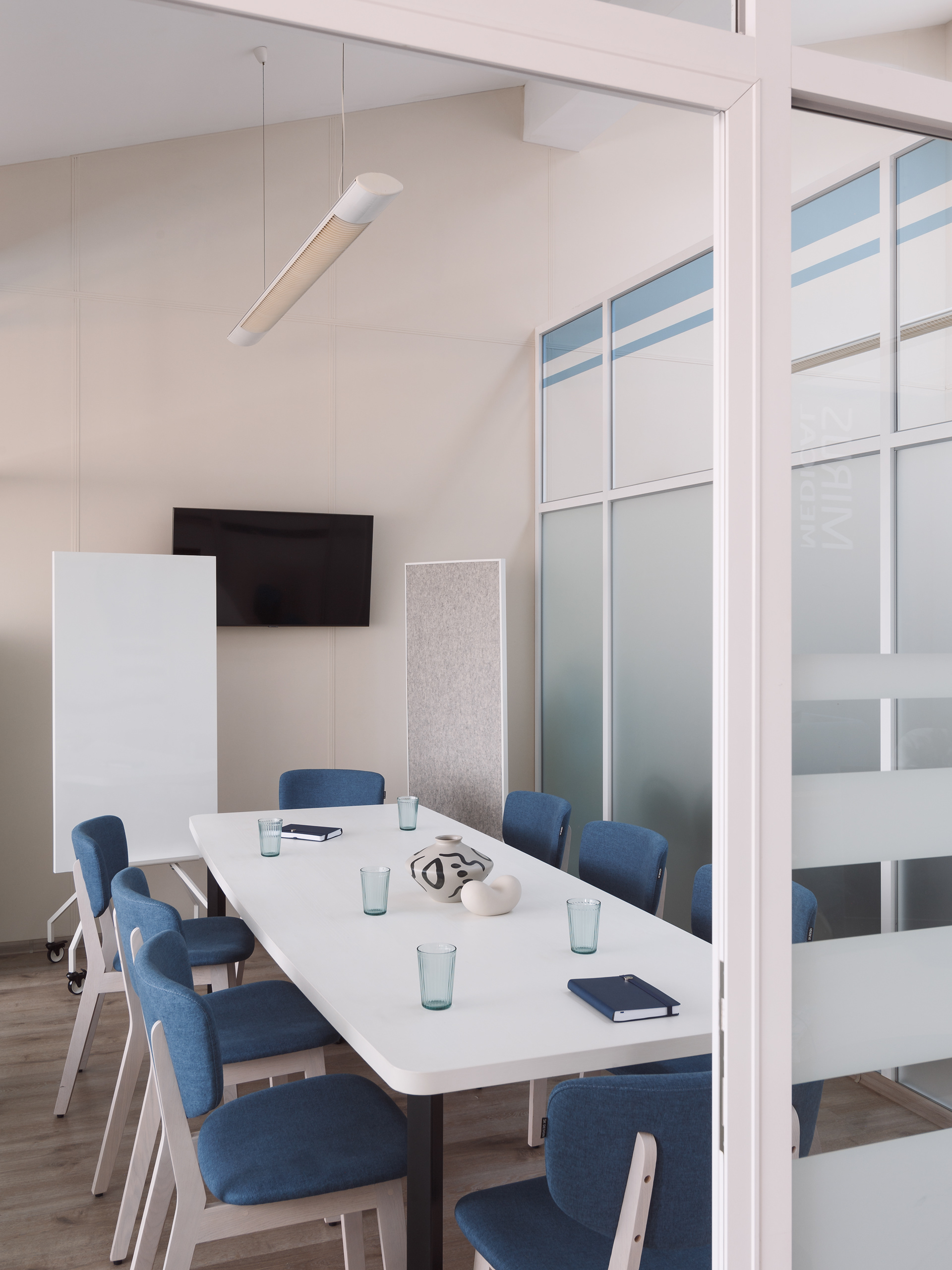 Mirus Medical 办公室丨Nude Productions-9