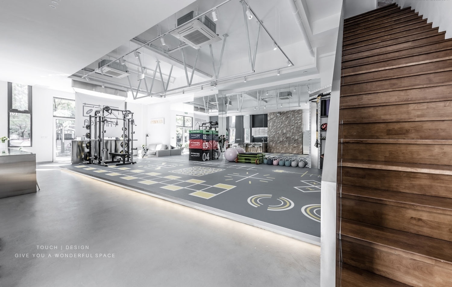 《爱情与灵药》,普拉提-15