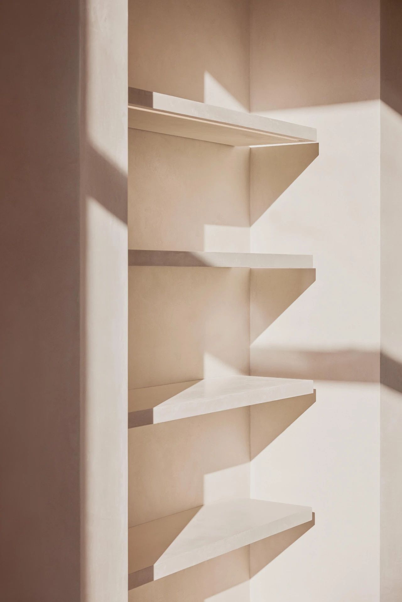 新作丨Valériane Lazard  自由的线条-14