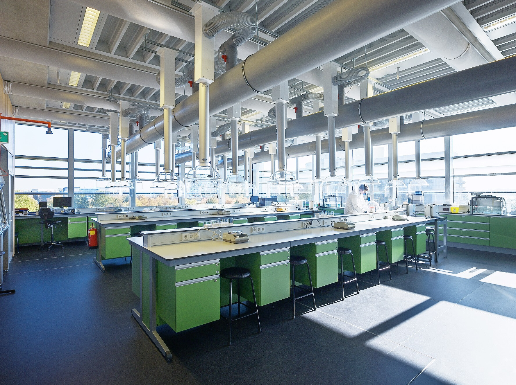 绿意盎然的光影学府 · 荷兰乌得勒支大学 Victor J· Koningsberger 教育中心-21