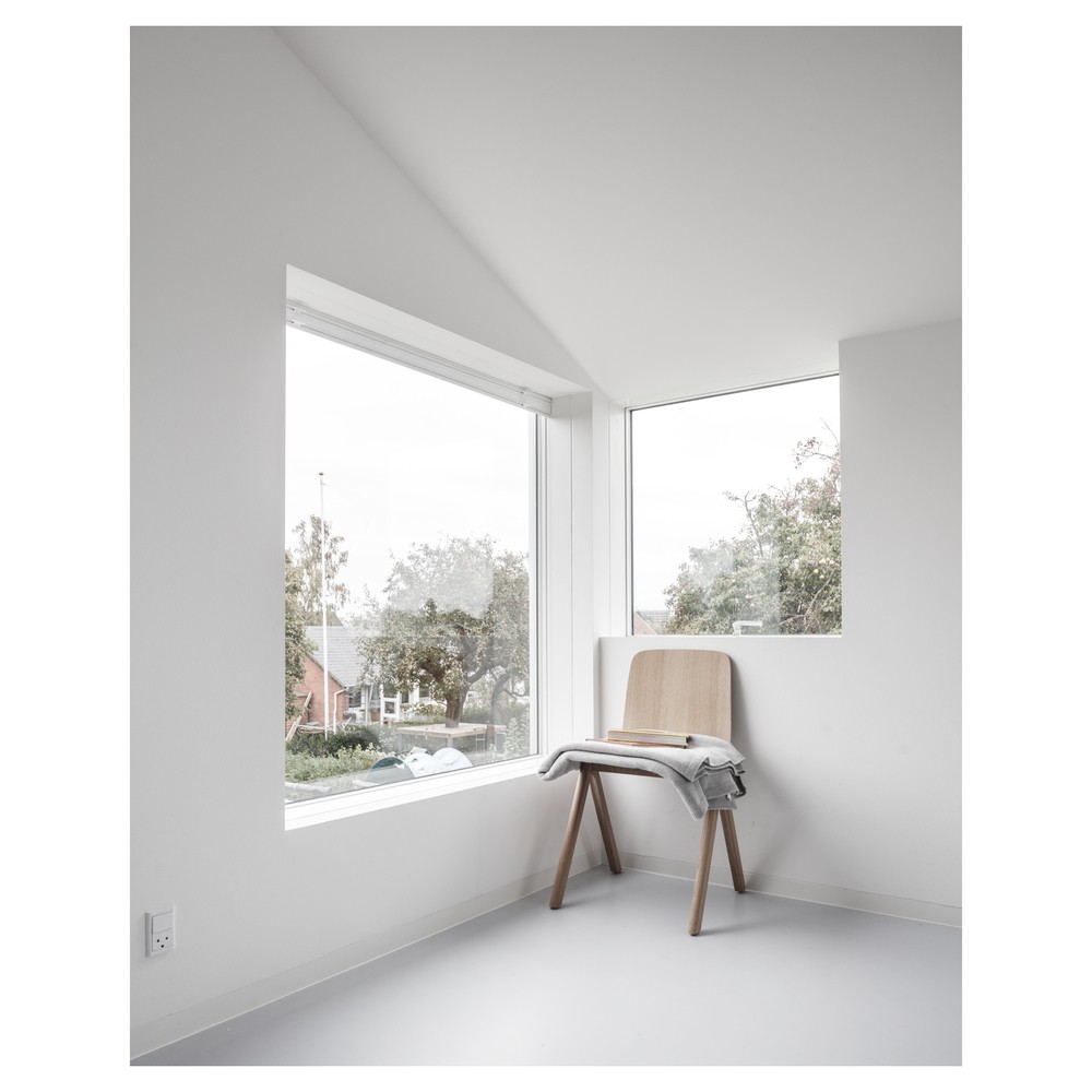 Helmet 住宅，坡屋顶的垂直扩建 / Werkt-8