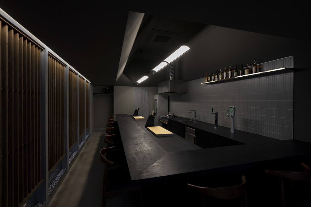 时尚高级的 11 坪料理店室内设计案例-7