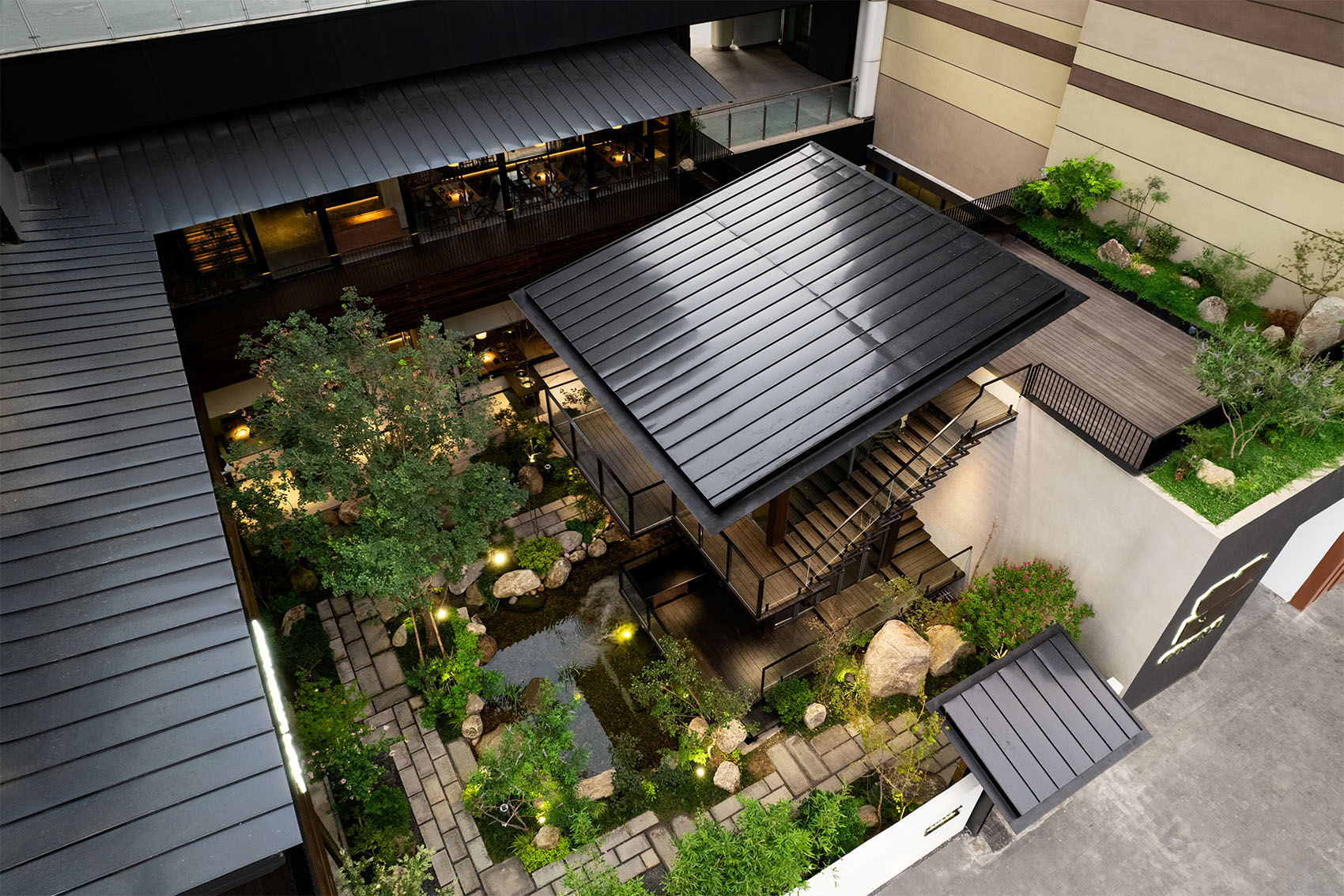 共炉火锅（山西·临汾）丨中国临汾丨本样设计-4