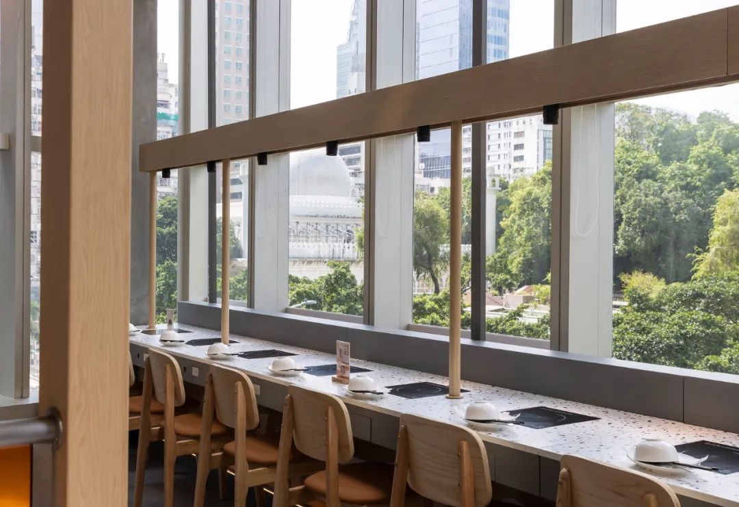 香港尖沙咀“呷哺呷哺”温暖治愈的挑高空间设计丨中国香港丨广州市原计划创意设计有限公司-23