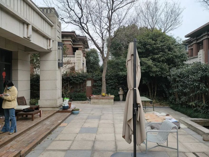 简约温馨的绿树浓荫下惬意空间丨苑筑-17