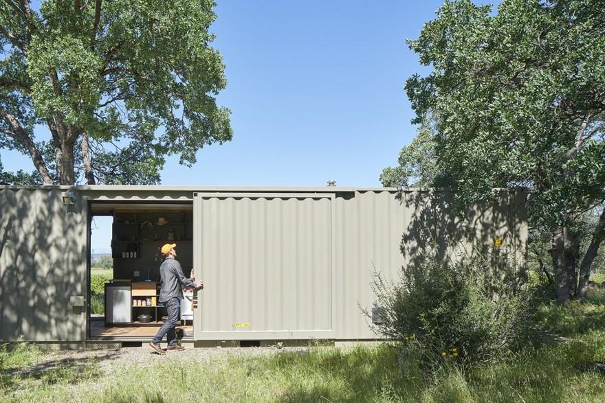 40′ Highboy Shipping Container Turned into a Cozy Hunting Cabin-6