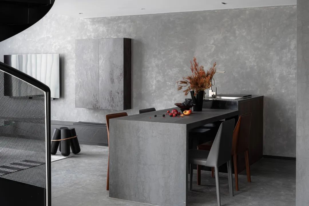 120m²暗黑系公寓，冷硬质感还原深邃本真！-24