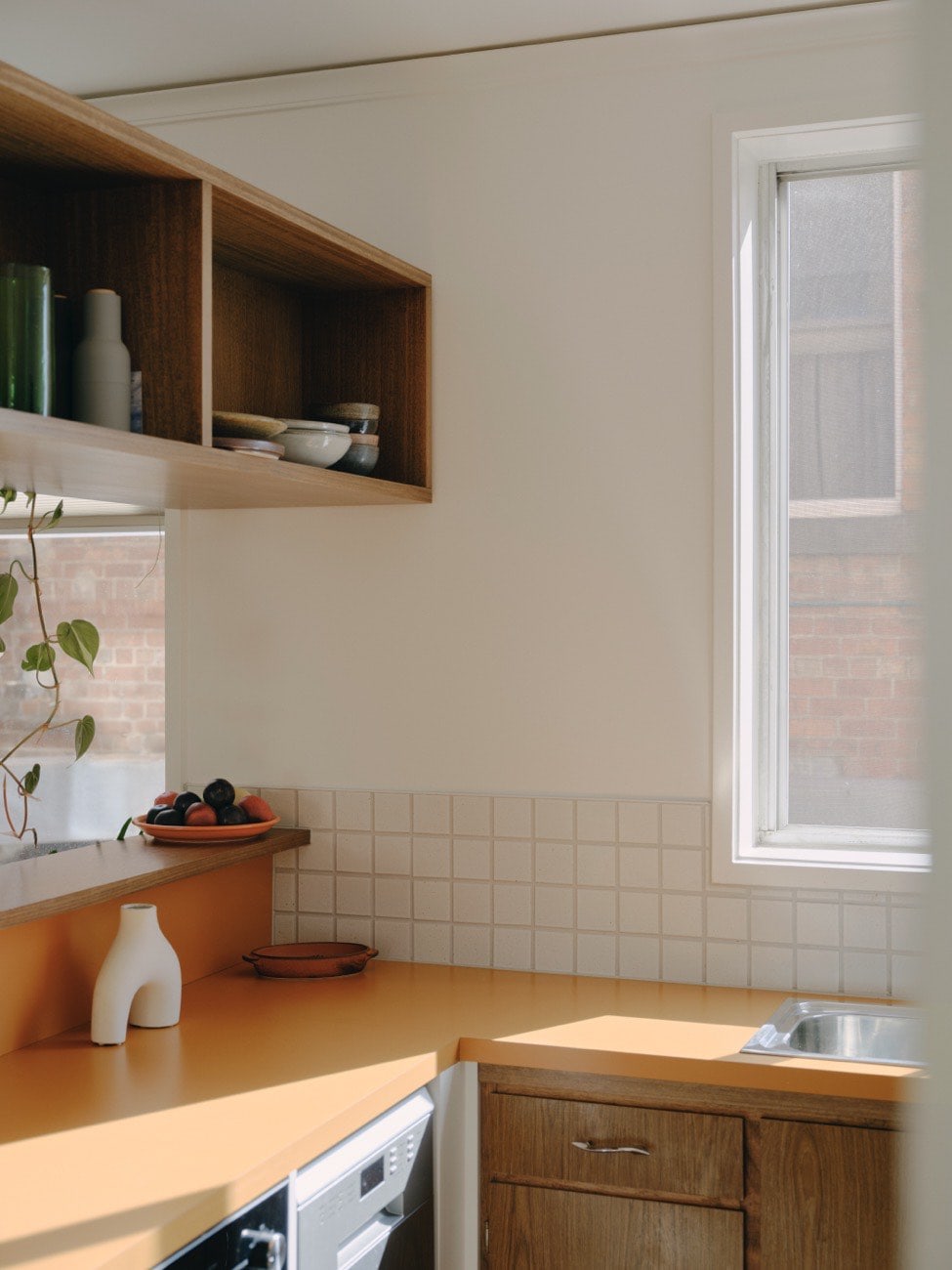 呼吸酒店旗下的帕克街酒店

注：这里Breathe推测为酒店品牌名，Park Street推测为酒店名称，结合语境给出这样的翻译，若有更准确背景信息可进一步调整 丨GermanyBrunswick丨未明确提及整体设计方,参与部分设计的有Breathe-3