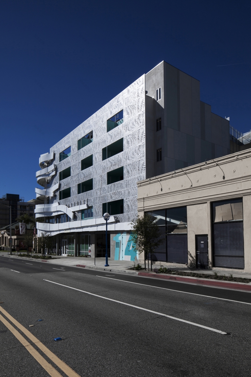 美国 La Brea 保障住房——绿色环保的宜居空间-21