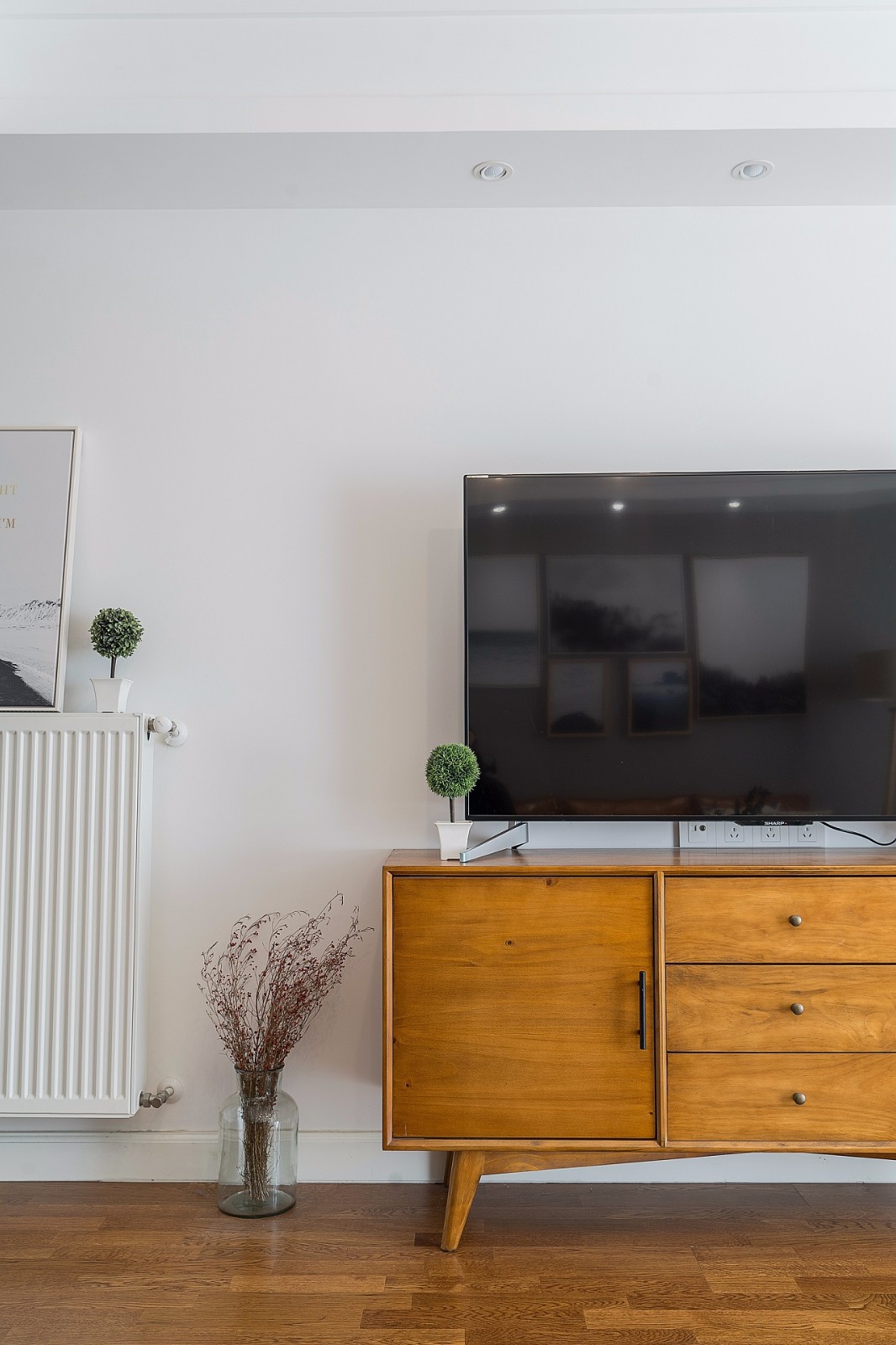 温暖北欧，时尚木质空间-7