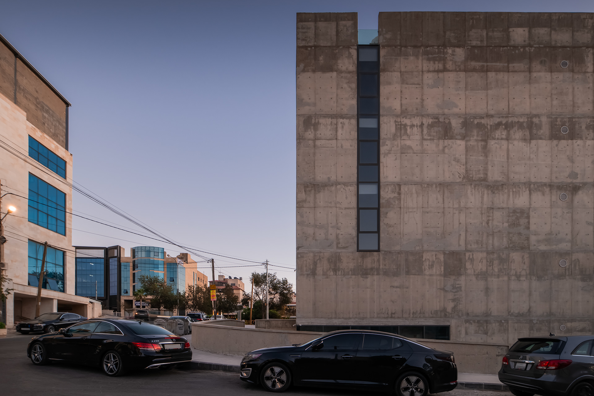 Maraqa Living 商业大楼丨约旦安曼丨Paradigm DH-12