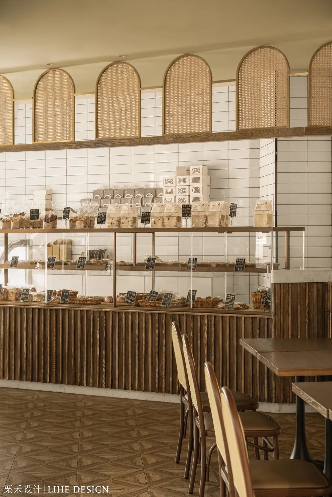 南法风情 MIZZ 美时烘培店丨中国湖州丨LIHE.栗禾设计-12