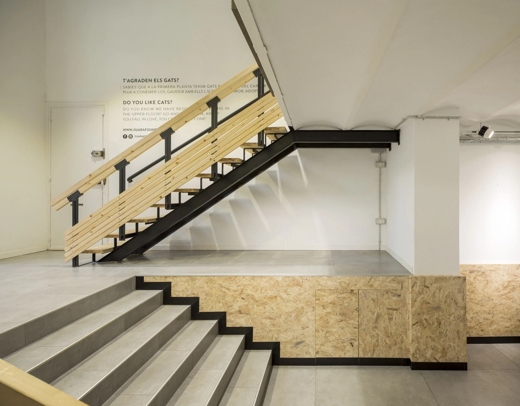 舞动 Suara | 世界知名舞曲品牌的时尚店铺设计-15