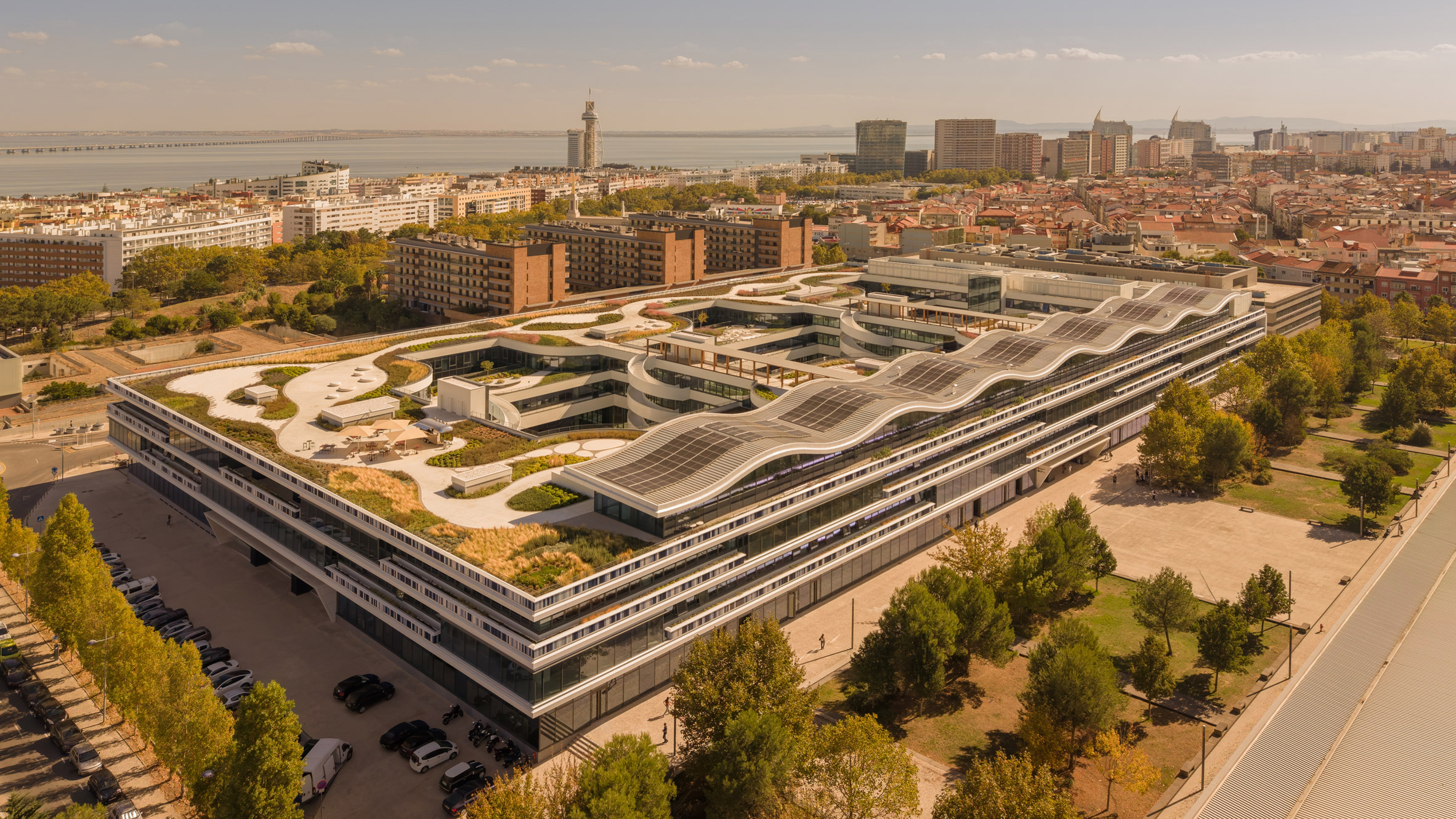 东方绿色校园丨葡萄牙里斯本丨KPF,Saraiva+Associados-0