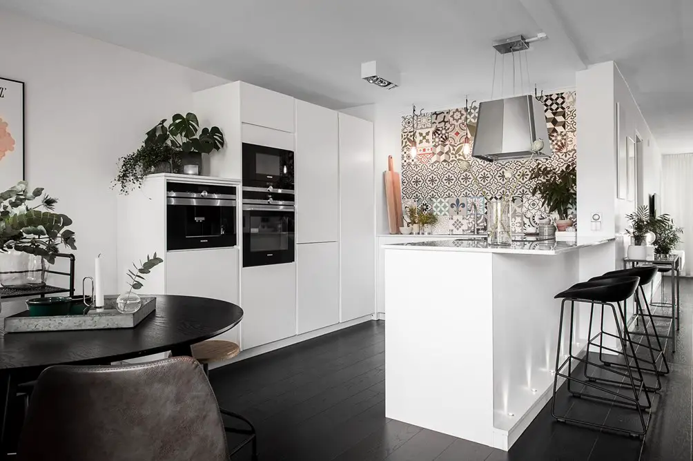 蓝调水泥公寓，打造温馨舒适家居空间-2