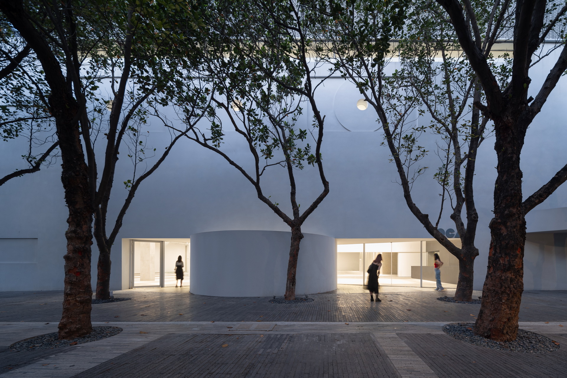 The Opened “White Box” Art Museum, OCAT-B10丨中国深圳丨MENG YAN | URBANUS-47