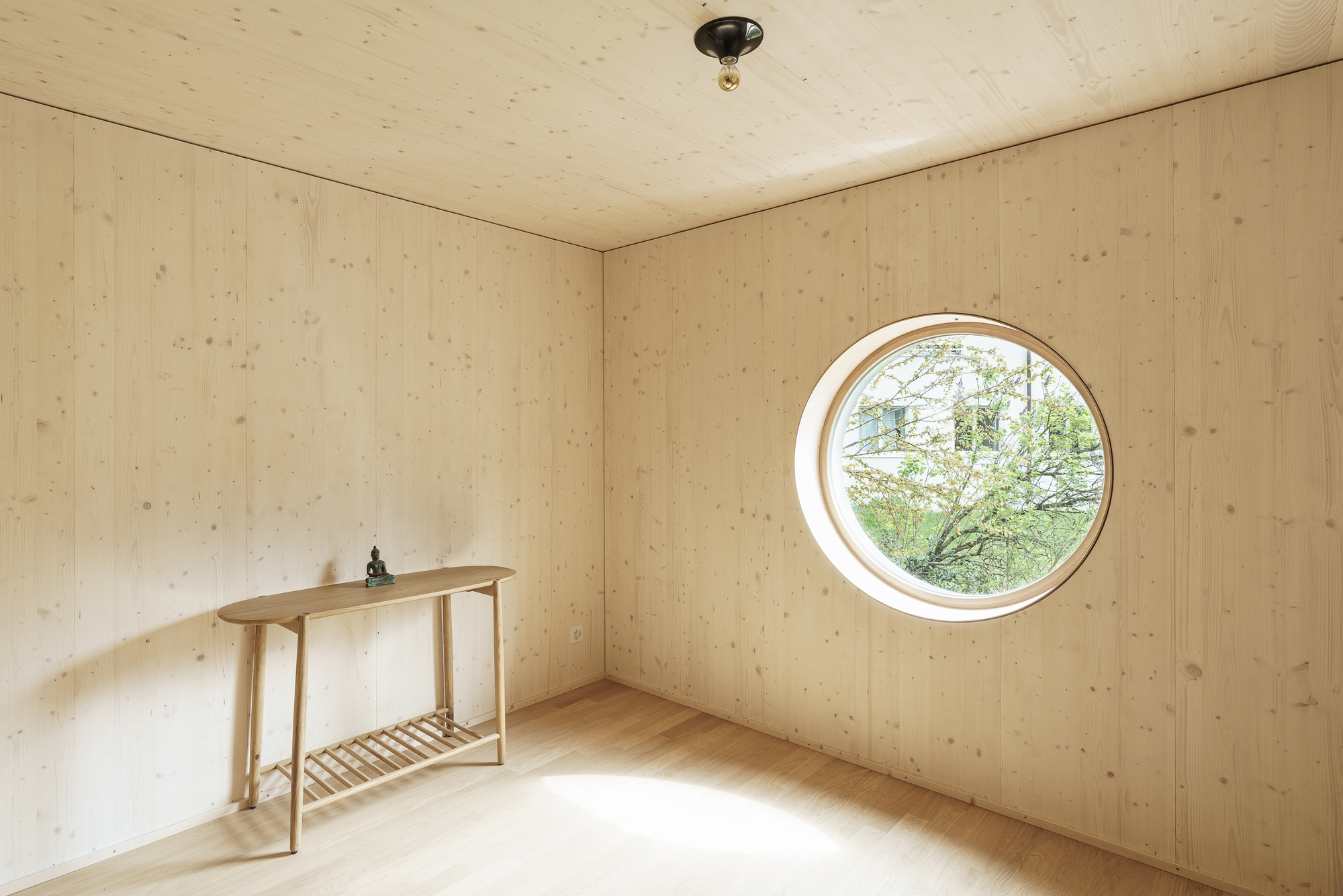 有一只眼睛的房子丨瑞士苏黎世丨Studio Anna Jach-33