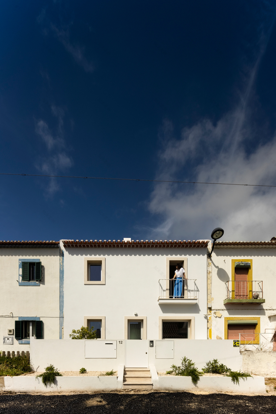 卡拉毛 BN 之家丨葡萄牙里斯本丨João Tiago Aguiar Arquitetos-22