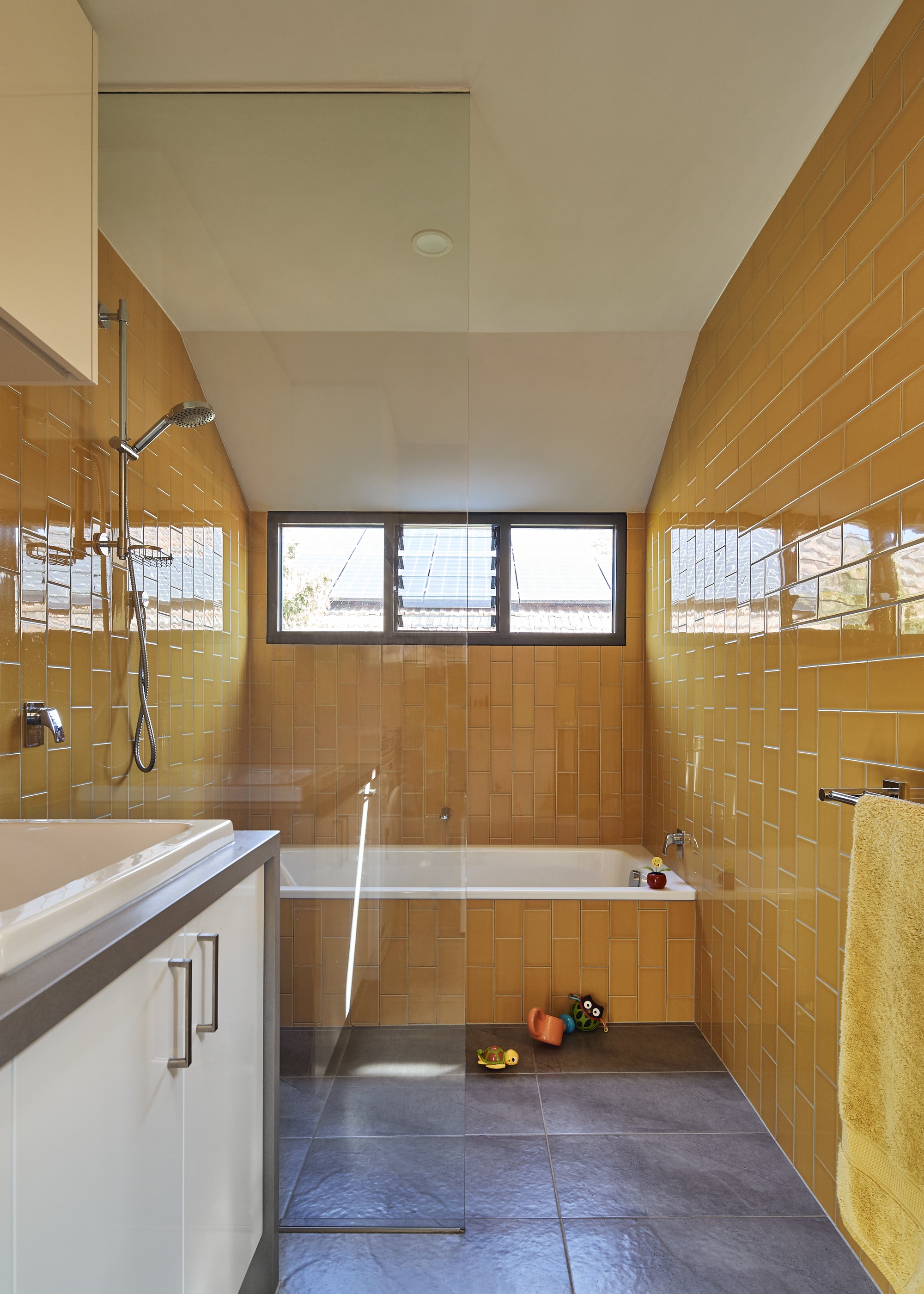 Glen Iris House / PHOOEY Architects-33