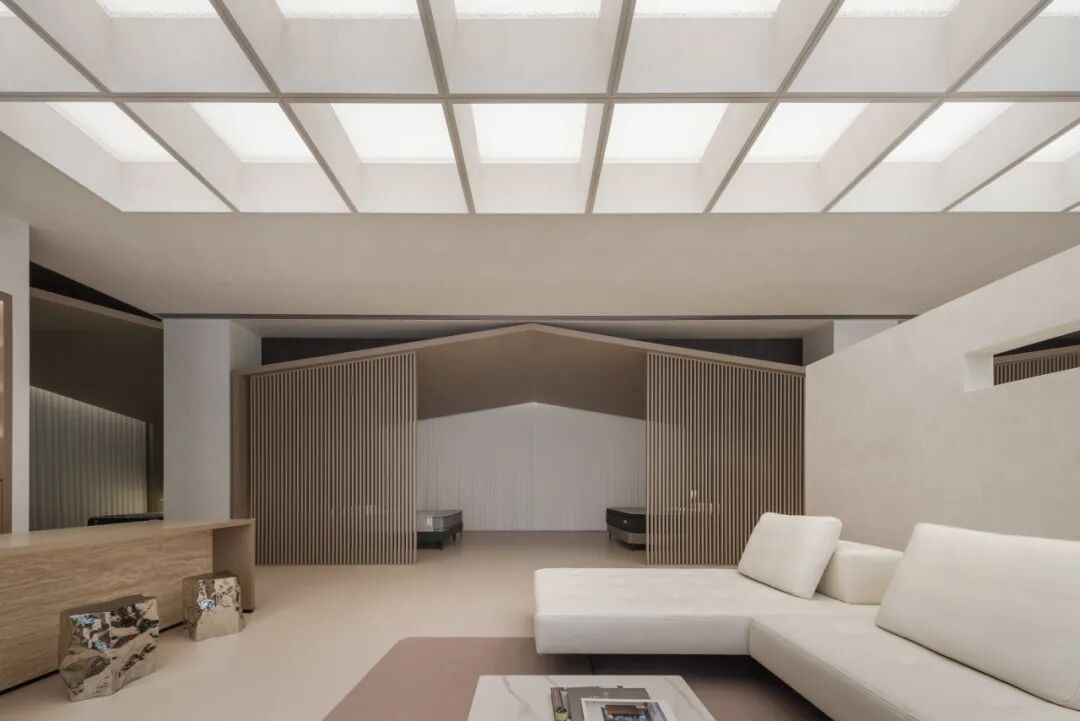 简美 · 商业丨RESTONIC美国蕾丝床垫  上海吴中店丨中国上海丨广州简美设计-13