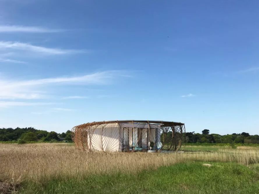 英国乳胶建筑公司设计的环保灯笼住宅-8