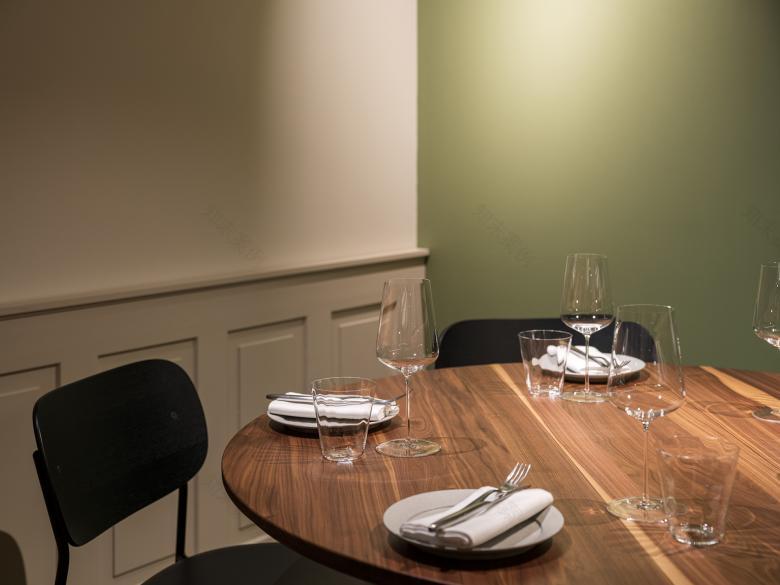 Arndt Geiger Herrmann丨Innenausbau Restaurant Lindenhofkeller丨瑞士-6