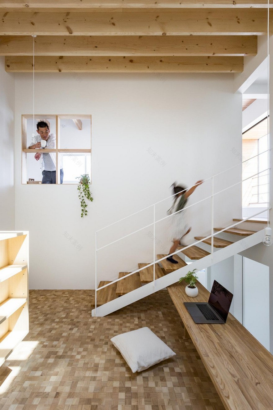 Box-Shaped Japanese Home with Warm Minimalist Interior Design-13