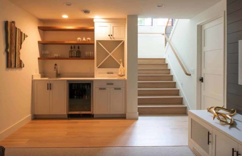 Dutch Colonial home with a modern twist built by Nor Son on the edges of Lake Minnetonka 荷兰殖民家园，在米尼托卡湖的边缘上建造了一个现代的扭曲，也不是儿子。-14