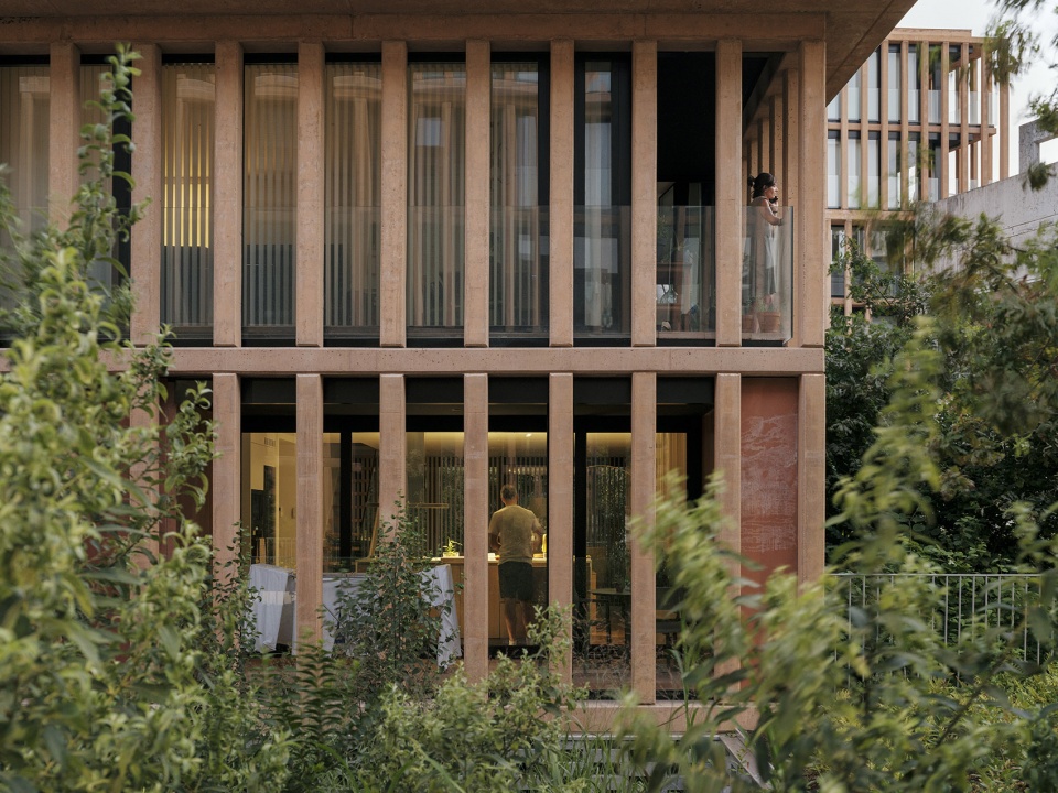 西班牙 Cornes Espacio 住宅楼 | 工业风绿色住宅的典范-47