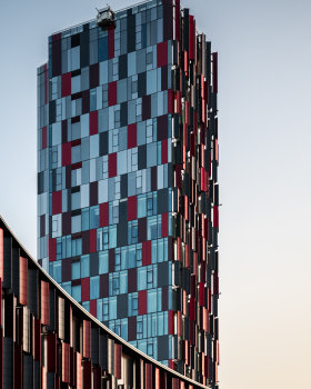 阿尔巴尼亚航空体育场丨阿尔巴尼亚地拉那