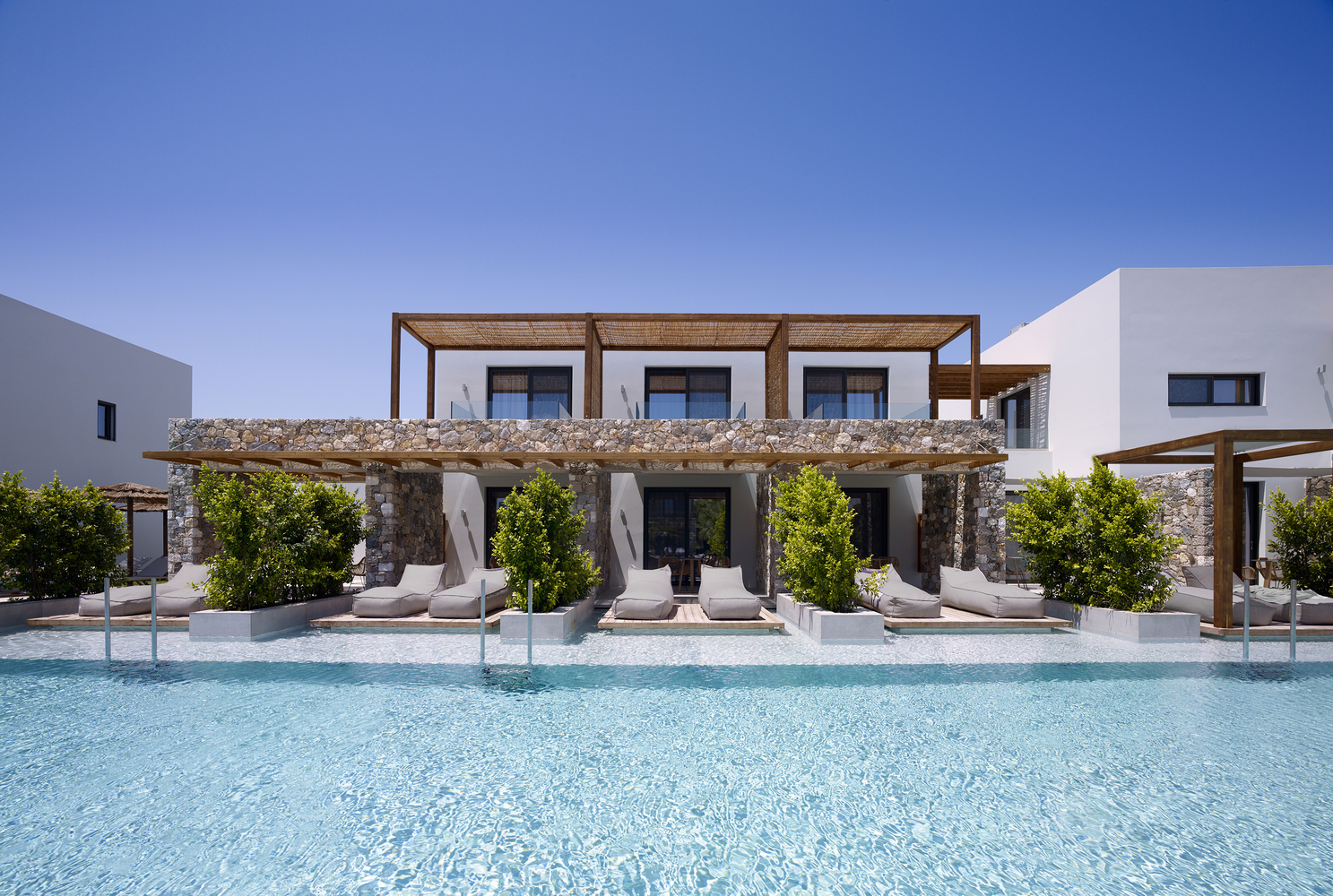 卡拉维亚海滩初级套房餐厅-43