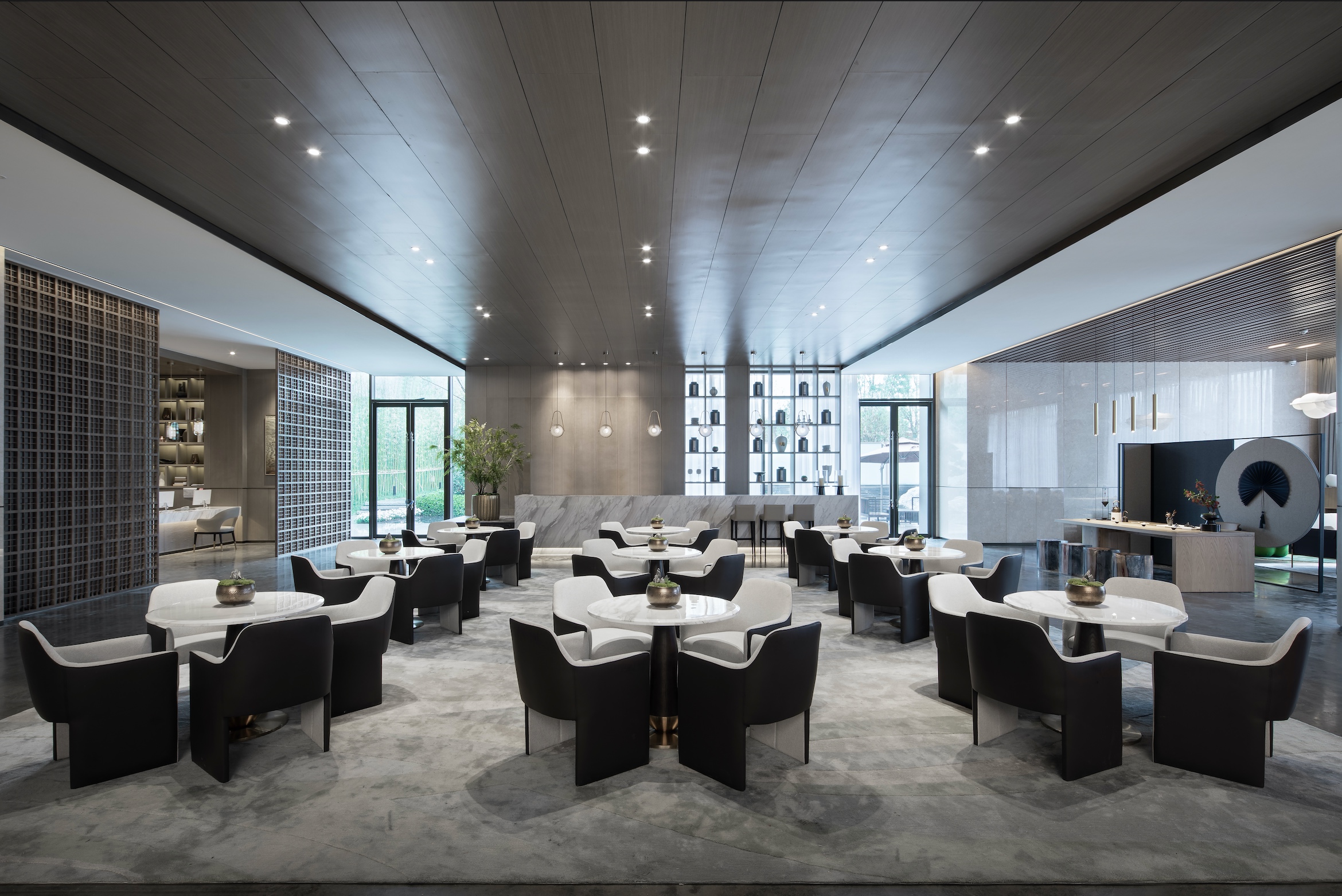 十堰华西城营销中心设计丨中国十堰丨美纵设计-12