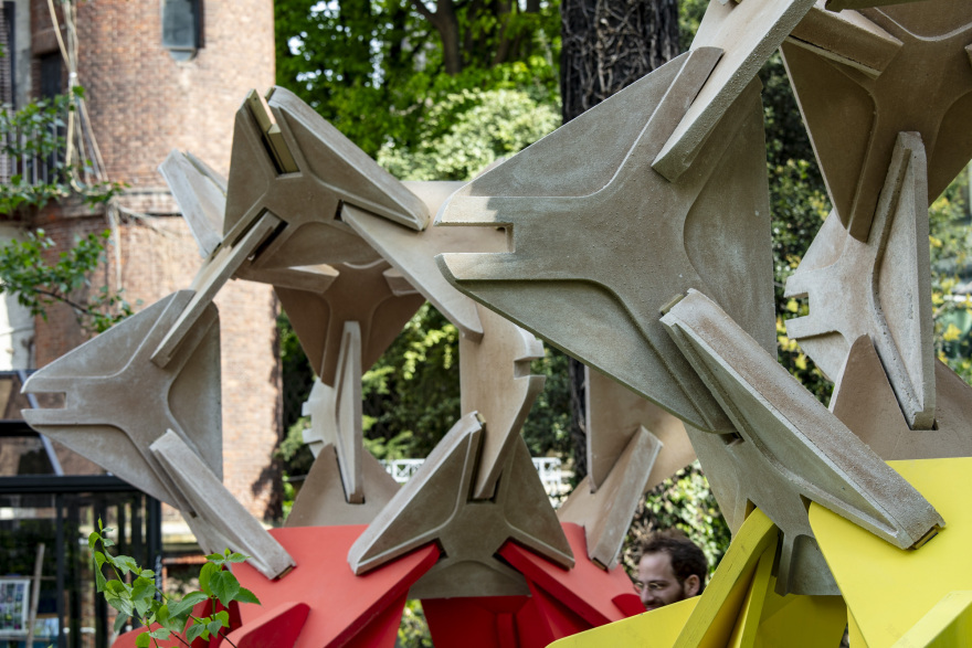 尼拉亚景观装置丨IDIEQ-10