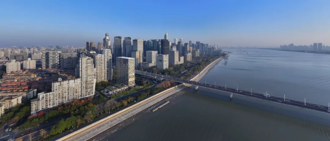 【AT】line+作品|杭州钱江新城一线江景新地标——绿城·钱潮湾-44