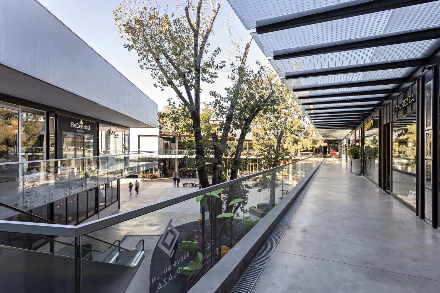 新基尔梅斯广场丨阿根廷布宜诺斯艾利斯丨Forcinito Arquitectos-15