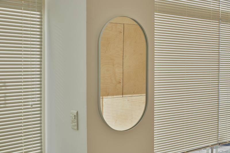 统一风格的 12 平米咖啡厅设计，彰显品牌魅力-5