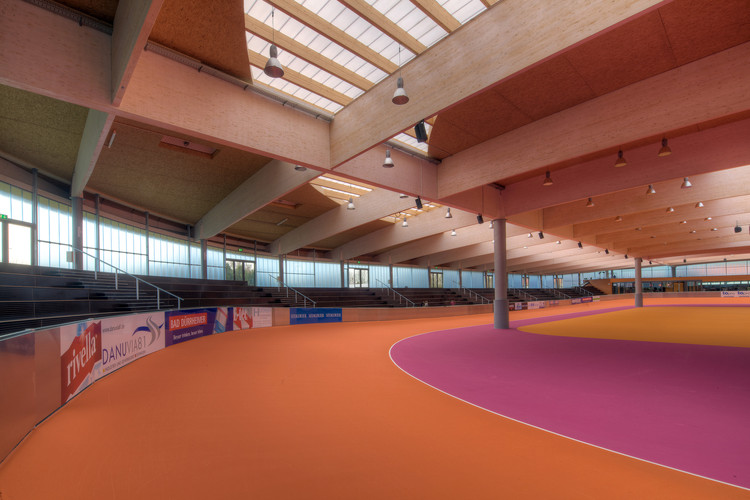 盖辛根速滑馆-2