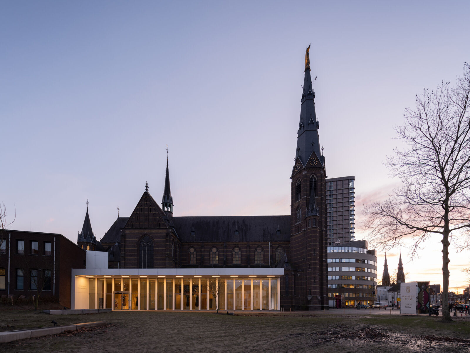 变废为宝 | 荷兰废旧修道院焕发新生-17