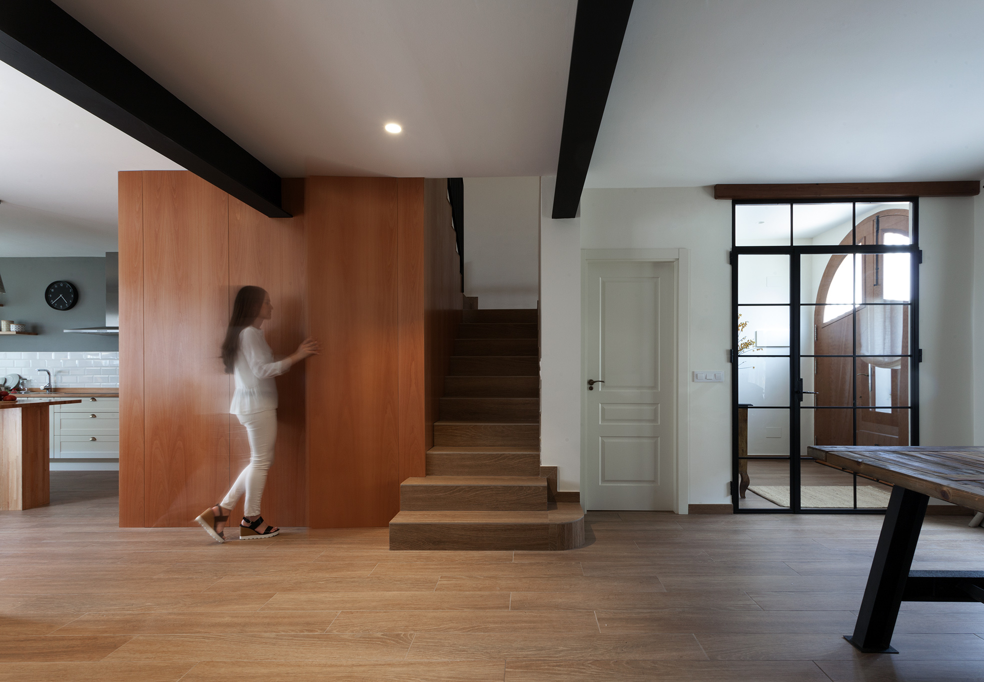 昨天的房子 | 气候保护与美学融合的现代住宅-4